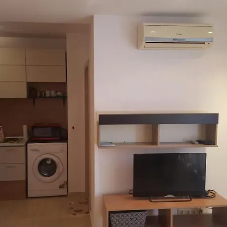 Apartment Life Large Studio Sozopol