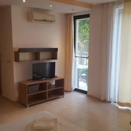 Apartament Life Large Studio Sozopol